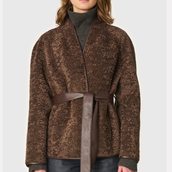 Vanessa Bruno Jackets & Blazers - 🔥🧥 VANESSA BRUNO FAUX FUR REVERSIBLE JACKET🧥🔥